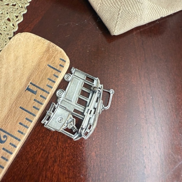 Vintage Silver Tone Train Brooch - Picture 3 of 3